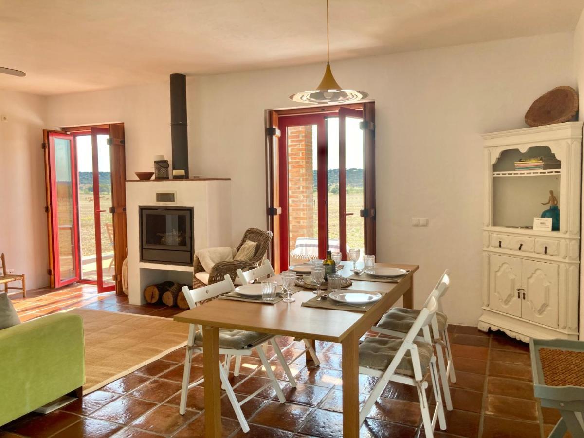 Herdade Da Burquilheira Family Retreat Alcáçovas Kültér fotó